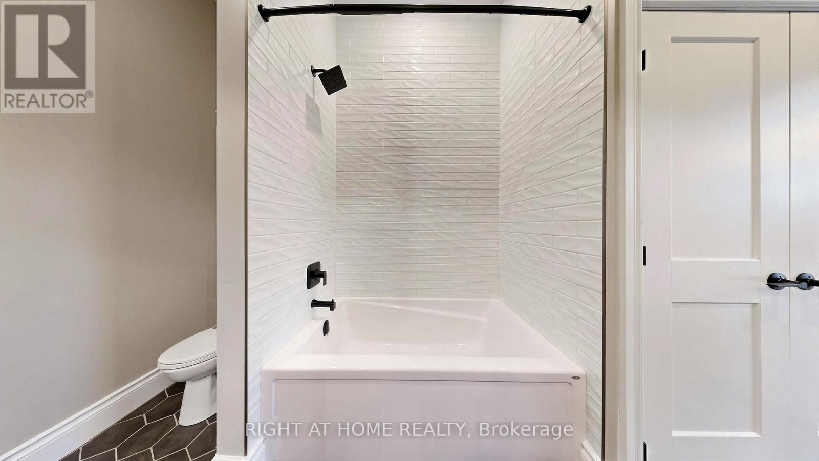 41 Talbot Road Property Photo 27