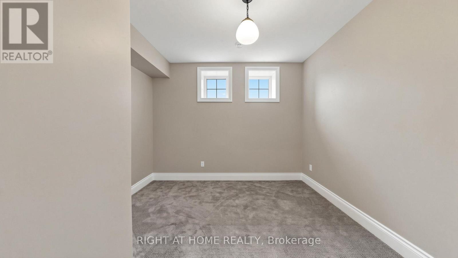 41 Talbot Road Property Photo 33