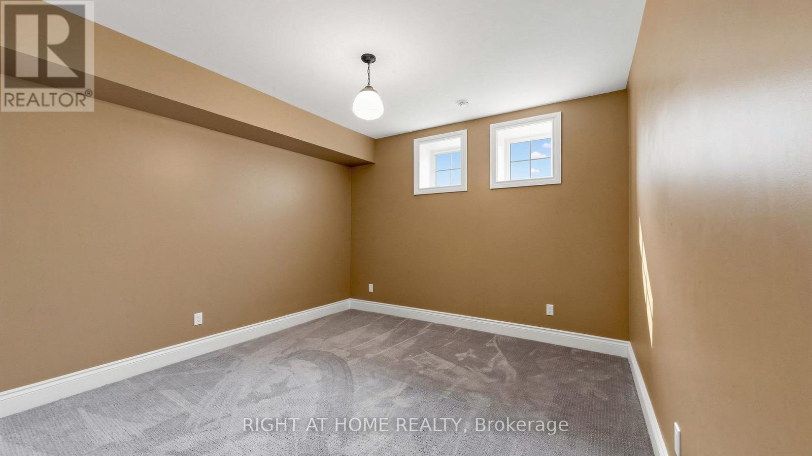41 Talbot Road Property Photo 35