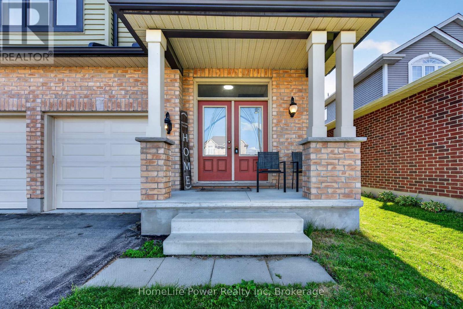 32 Ashberry Place Property Photo 6