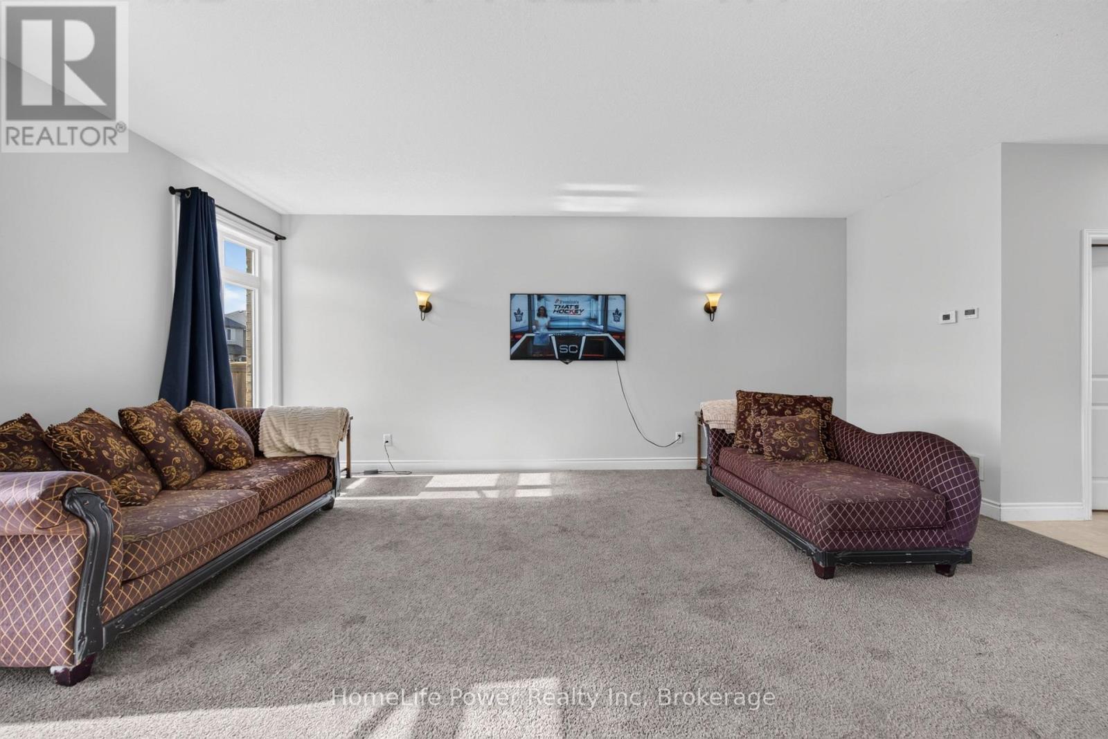 32 Ashberry Place Property Photo 10