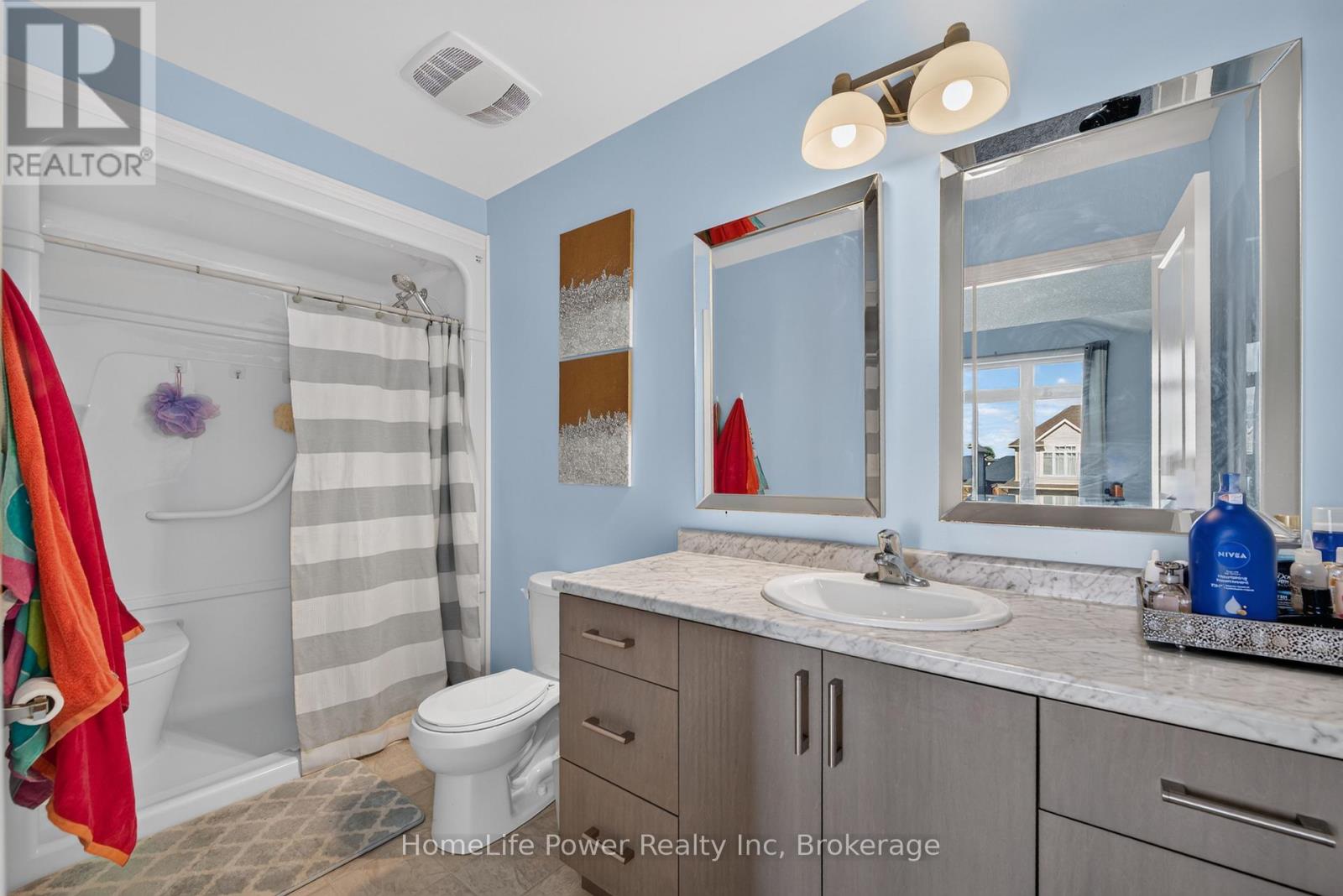 32 Ashberry Place Property Photo 25