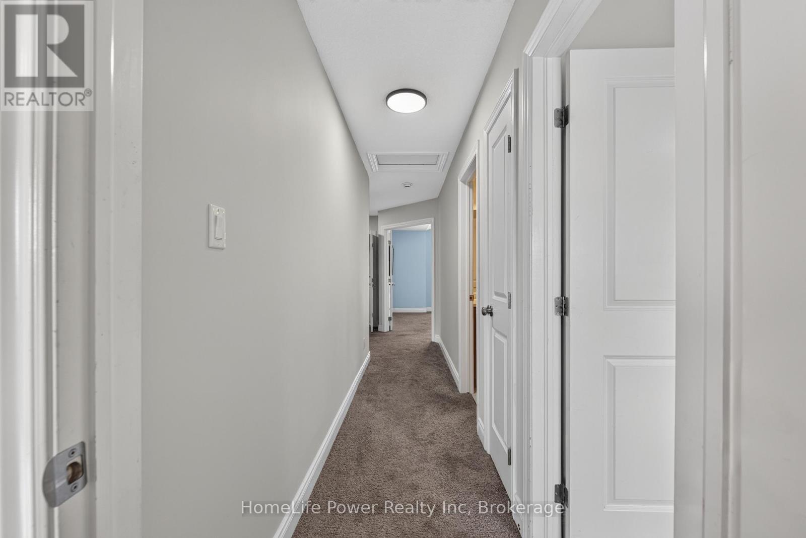 32 Ashberry Place Property Photo 26