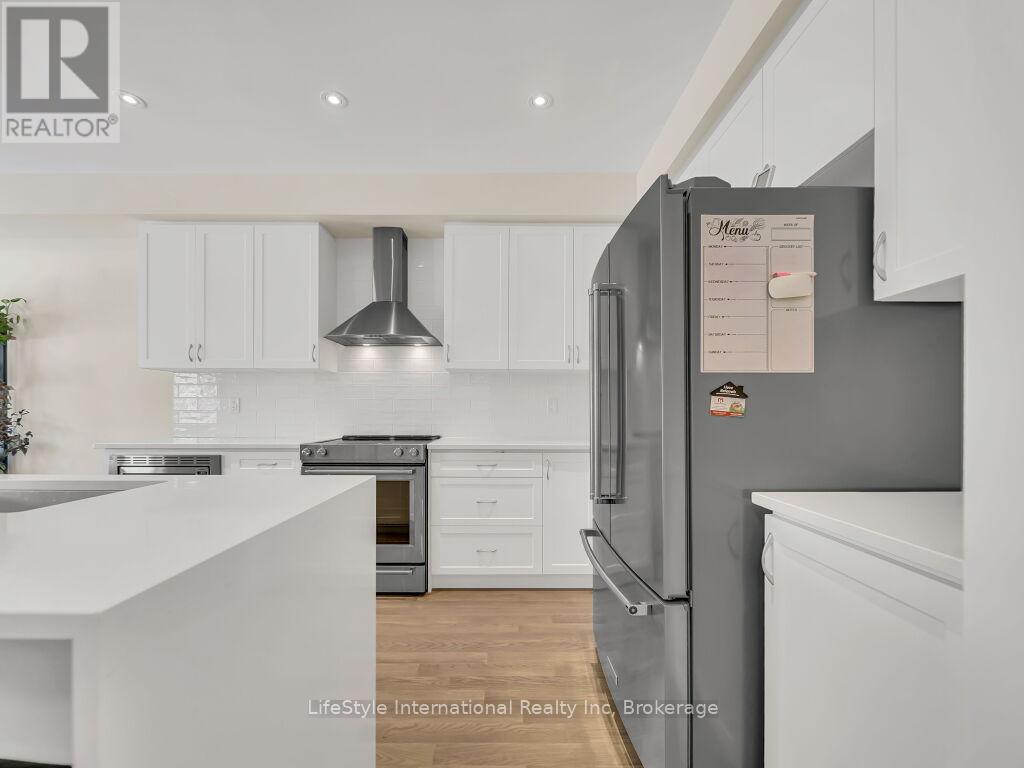 24 Hutchison Road Property Photo 9