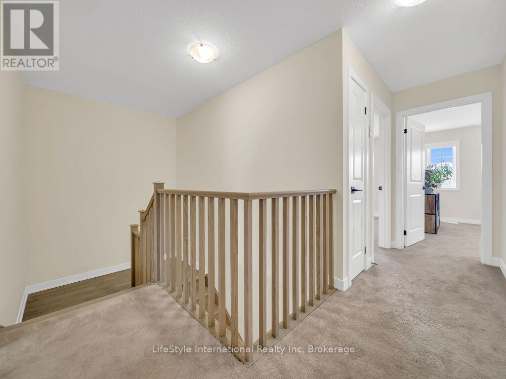 24 Hutchison Road Property Photo 17