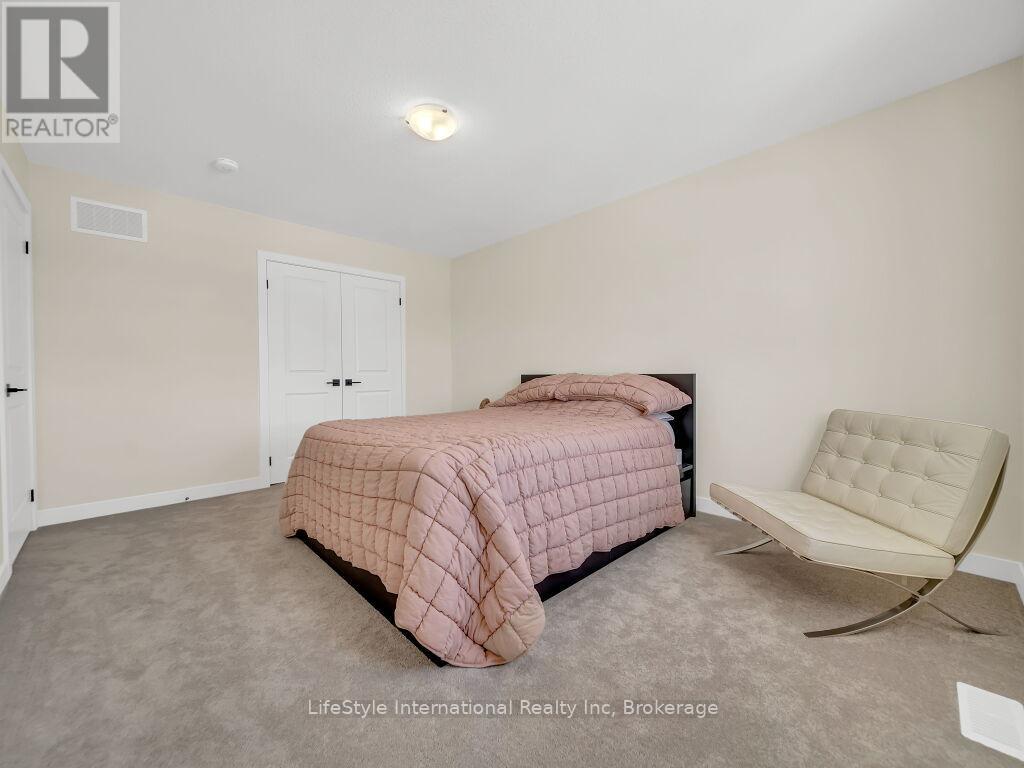 24 Hutchison Road Property Photo 24