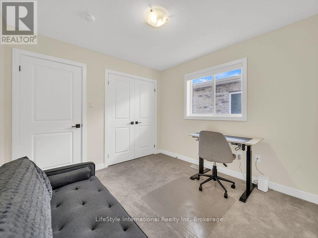 24 Hutchison Road Property Photo 26