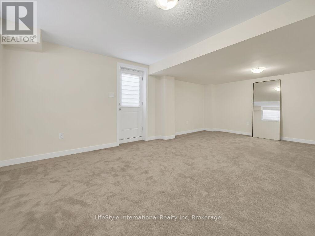 24 Hutchison Road Property Photo 35
