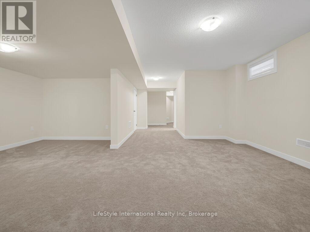 24 Hutchison Road Property Photo 37