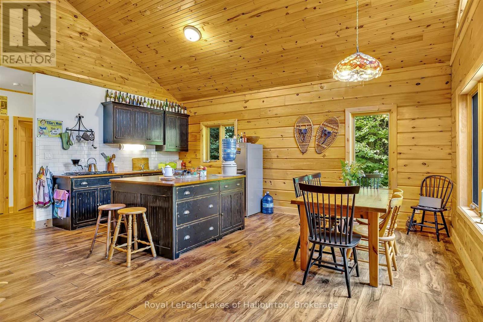 1880 Boldts Lane Property Photo 1
