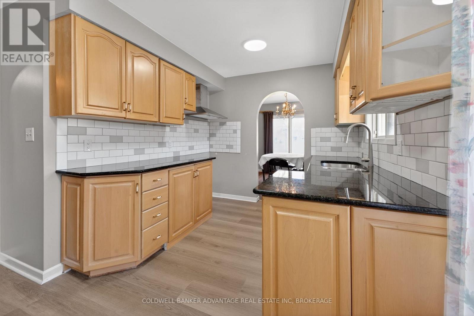 6976 Abbey Circle Property Photo 13