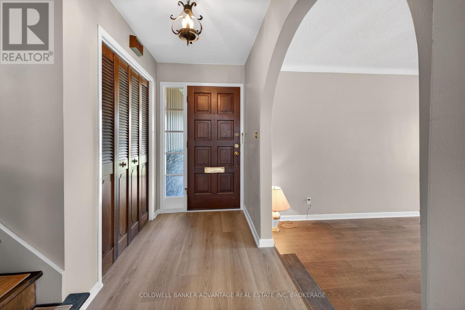 6976 Abbey Circle Property Photo 14