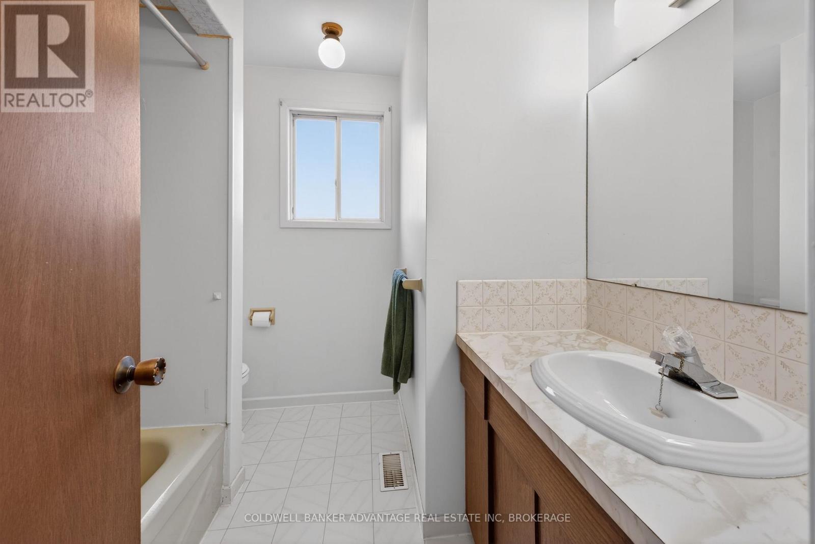 6976 Abbey Circle Property Photo 27