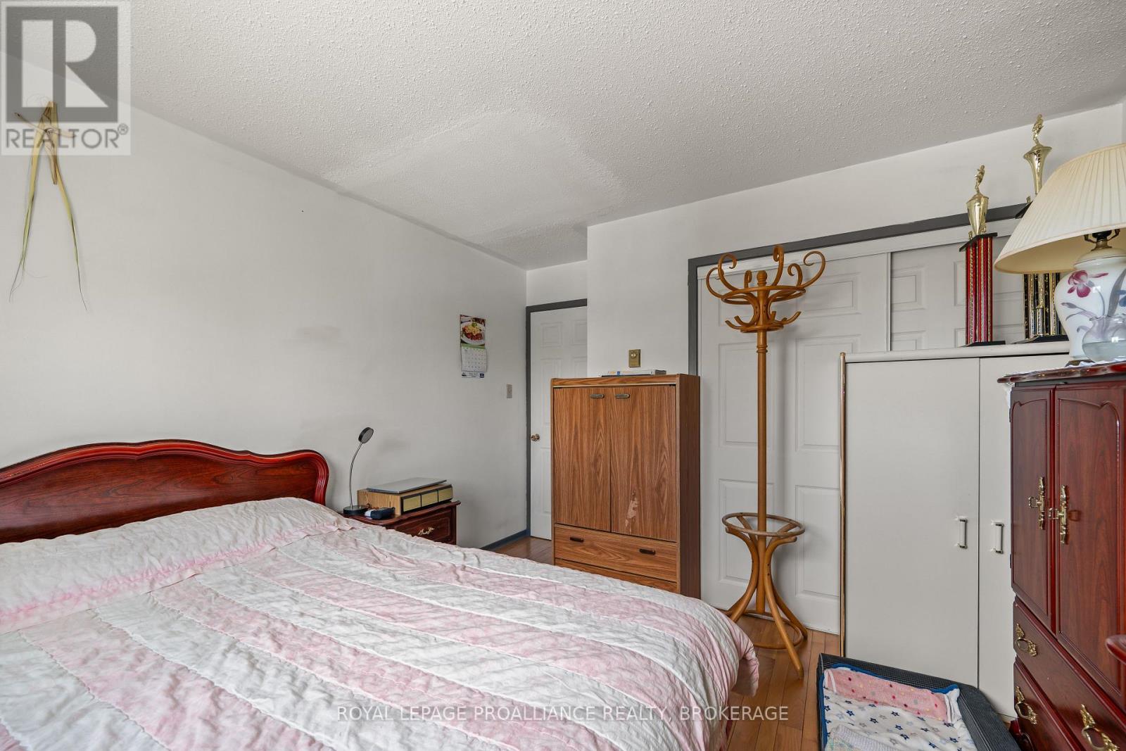 400 King Street W Property Photo 19