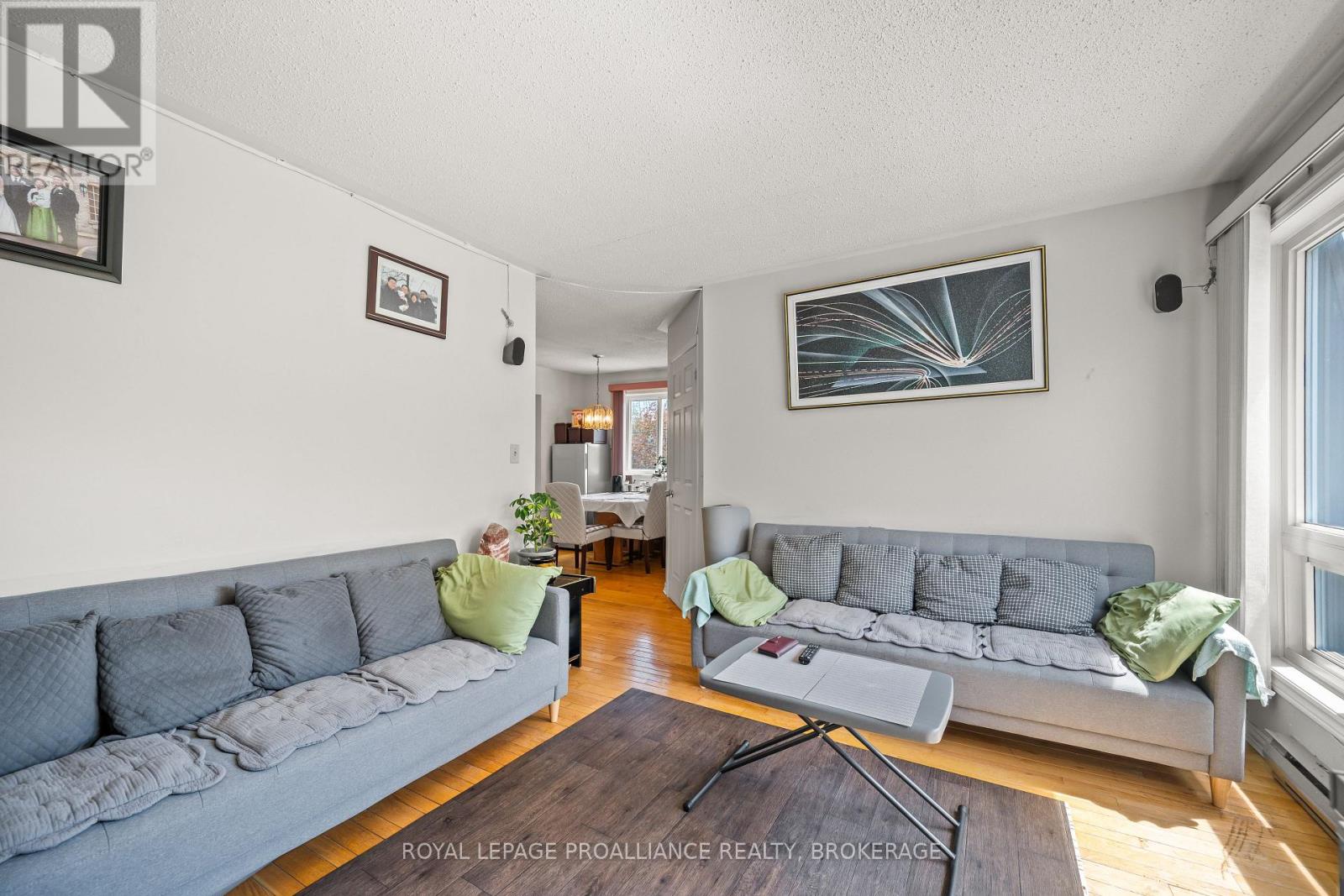 400 King Street W Property Photo 30