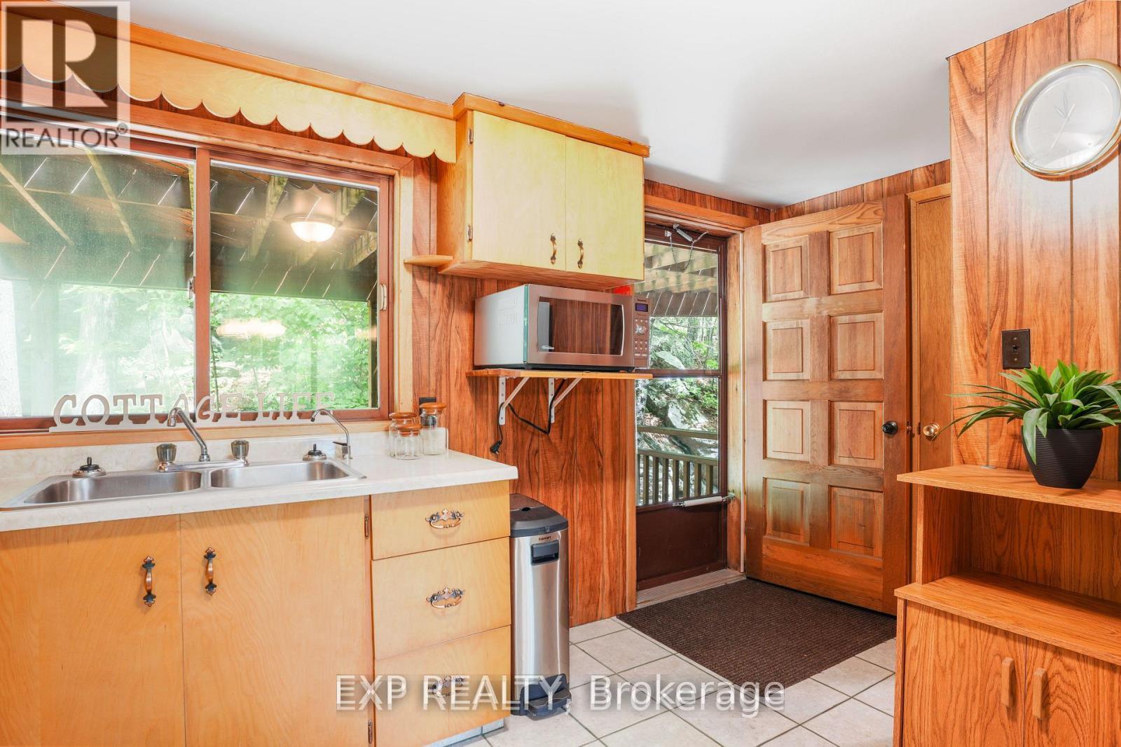 71 Quail Lane Property Photo 12