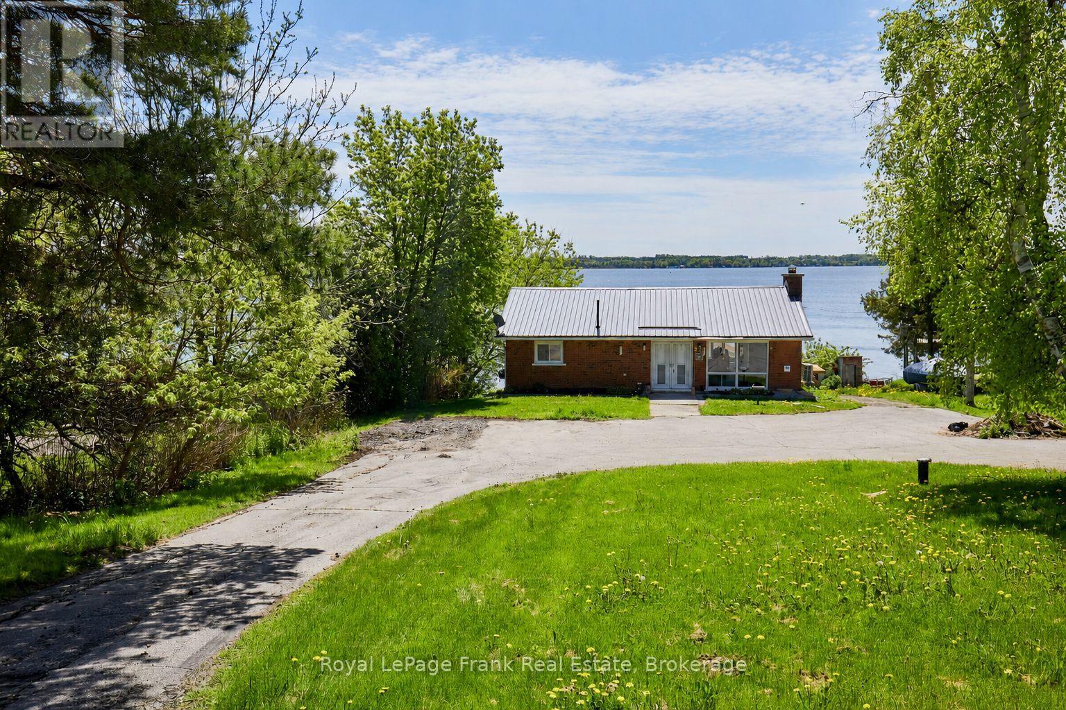 36 SUMMER DRIVE Property Photo 1