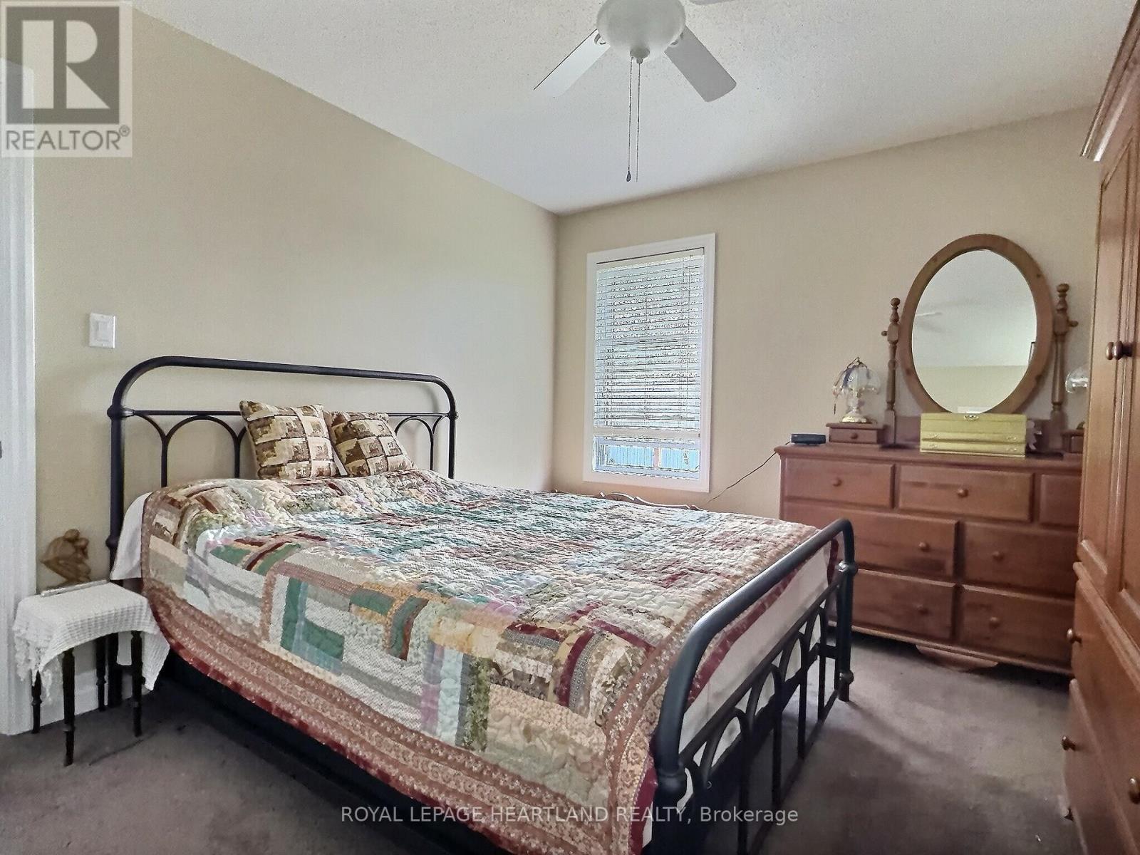 19 Centre Street Property Photo 15