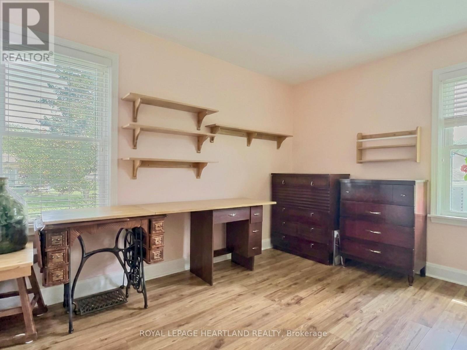 19 Centre Street Property Photo 18
