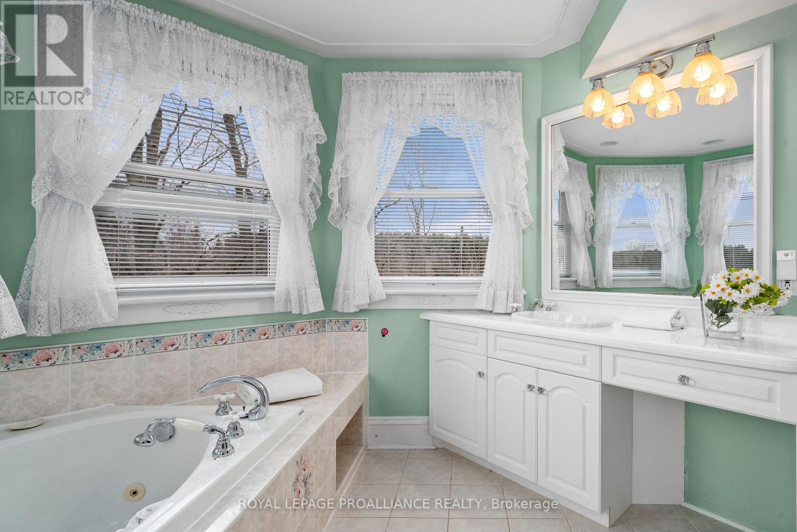 25 Prinyers Cove Crescent Property Photo 29