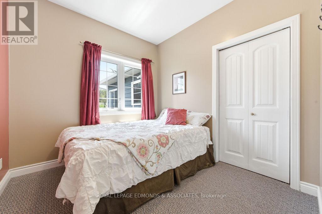 700 Point Church Drive Property Photo 30