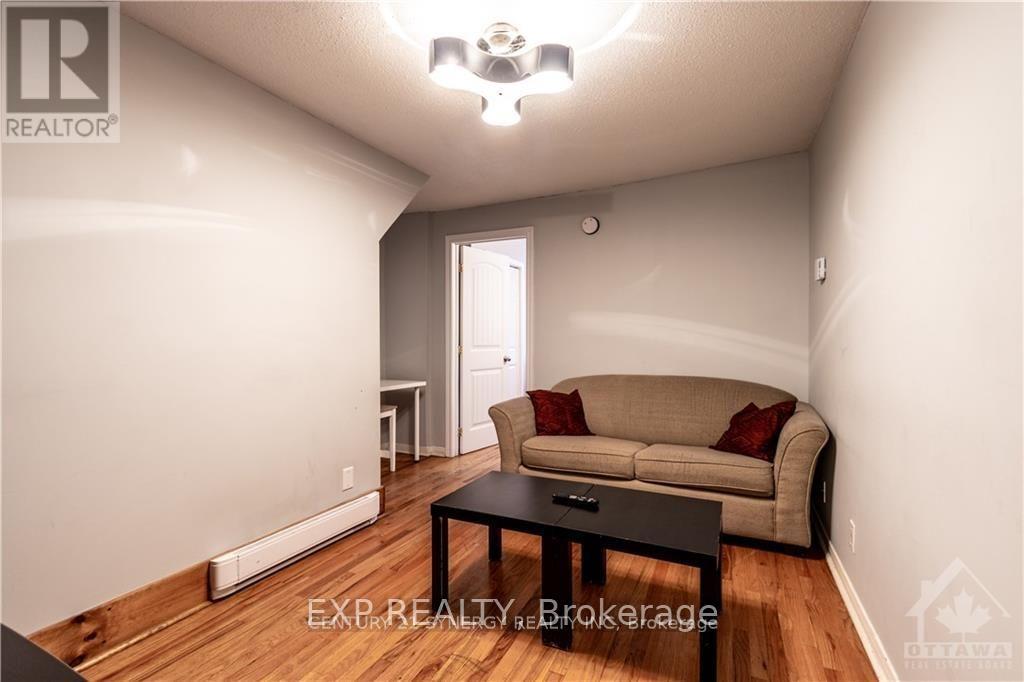 277 St Patrick Street Property Photo 16