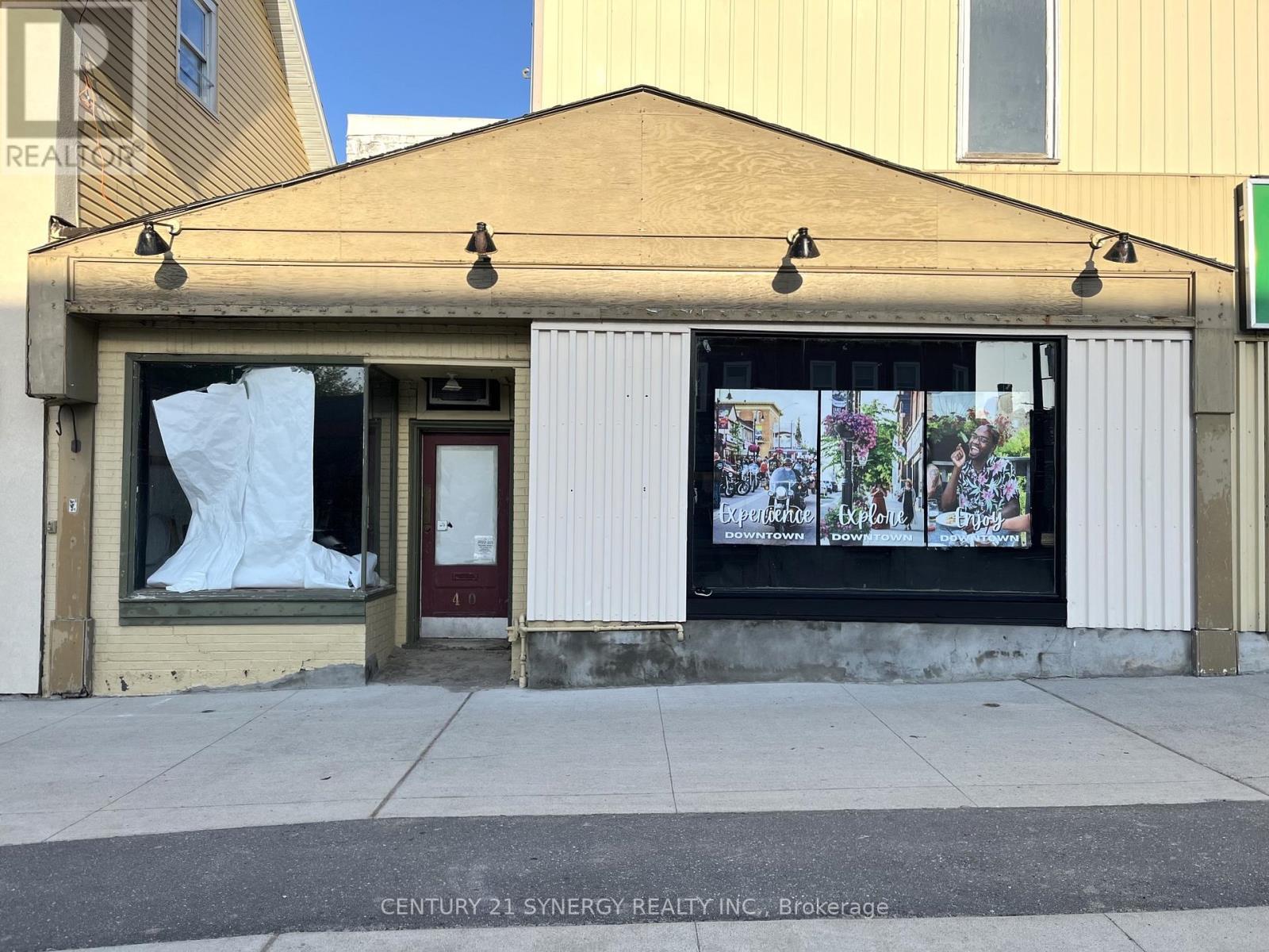 40 BECKWITH STREET N