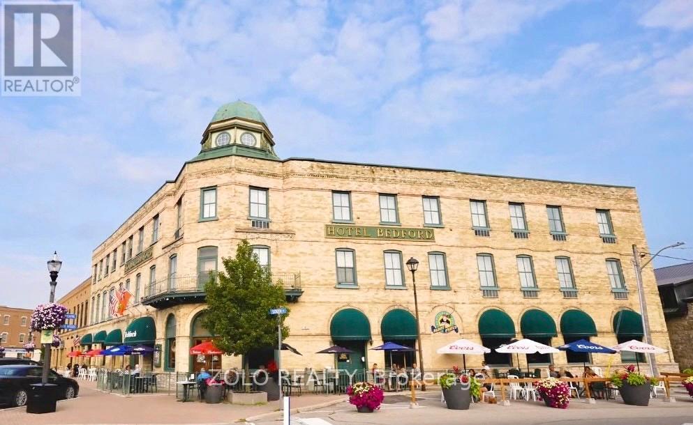 92 Courthouse Square Property Photo 3