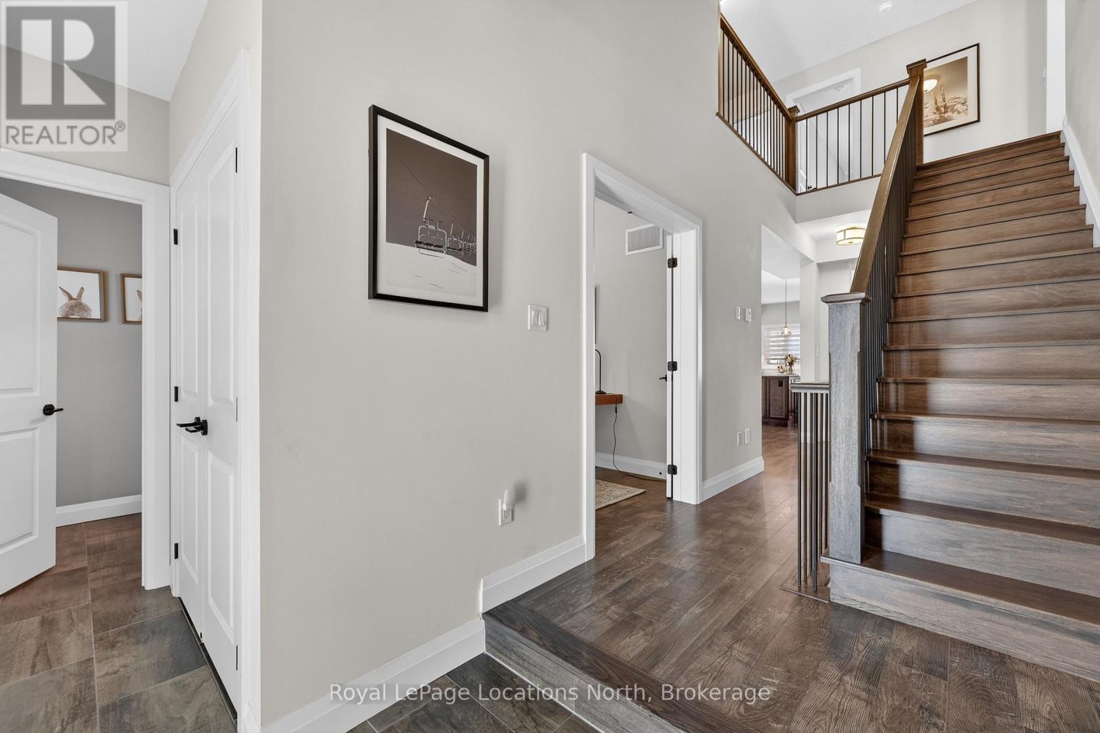 205 Yellow Birch Crescent Property Photo 4