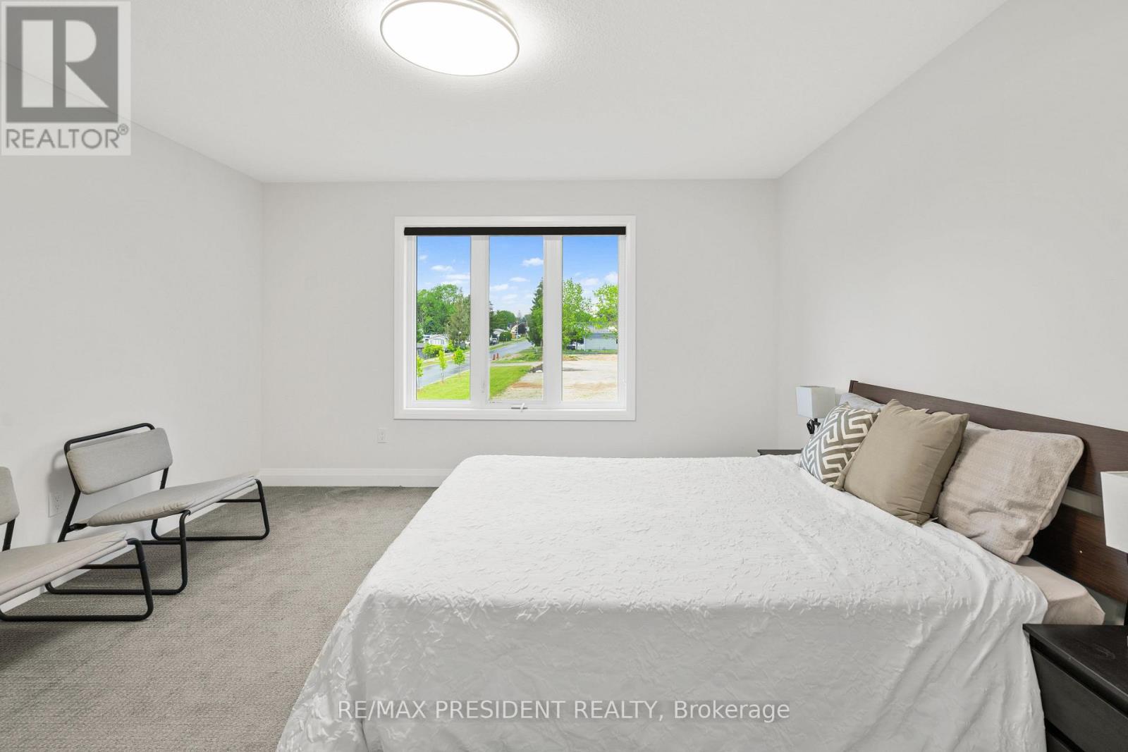 191 Foxborough Place Property Photo 24