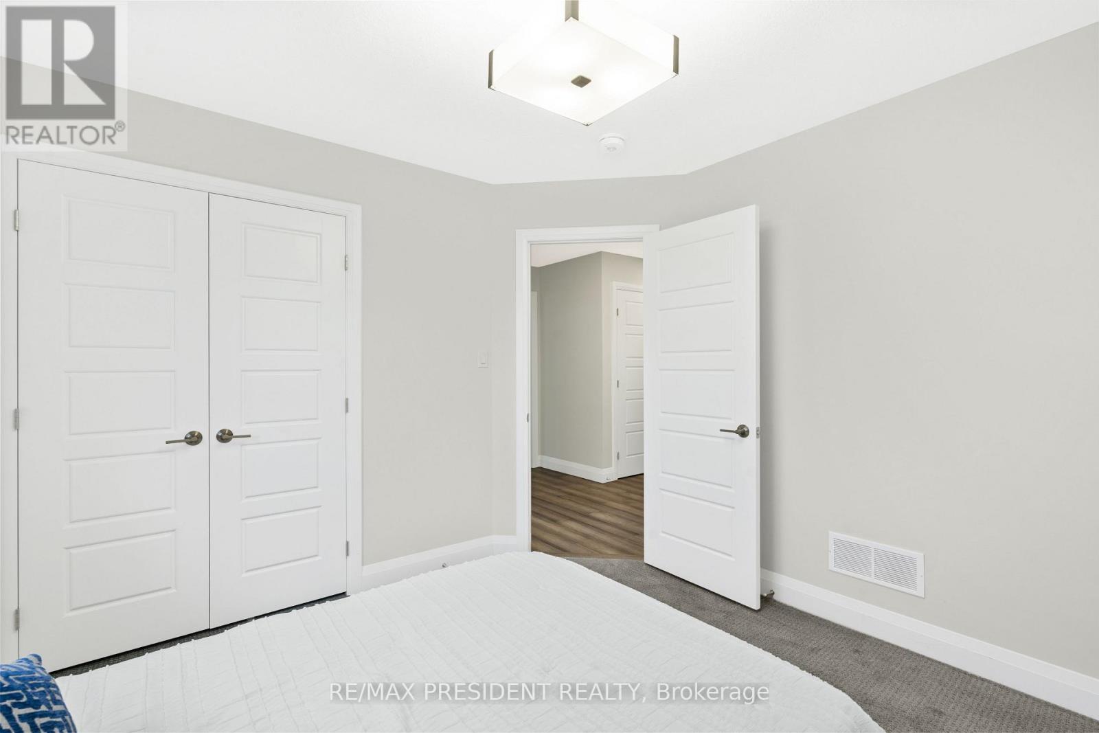191 Foxborough Place Property Photo 34