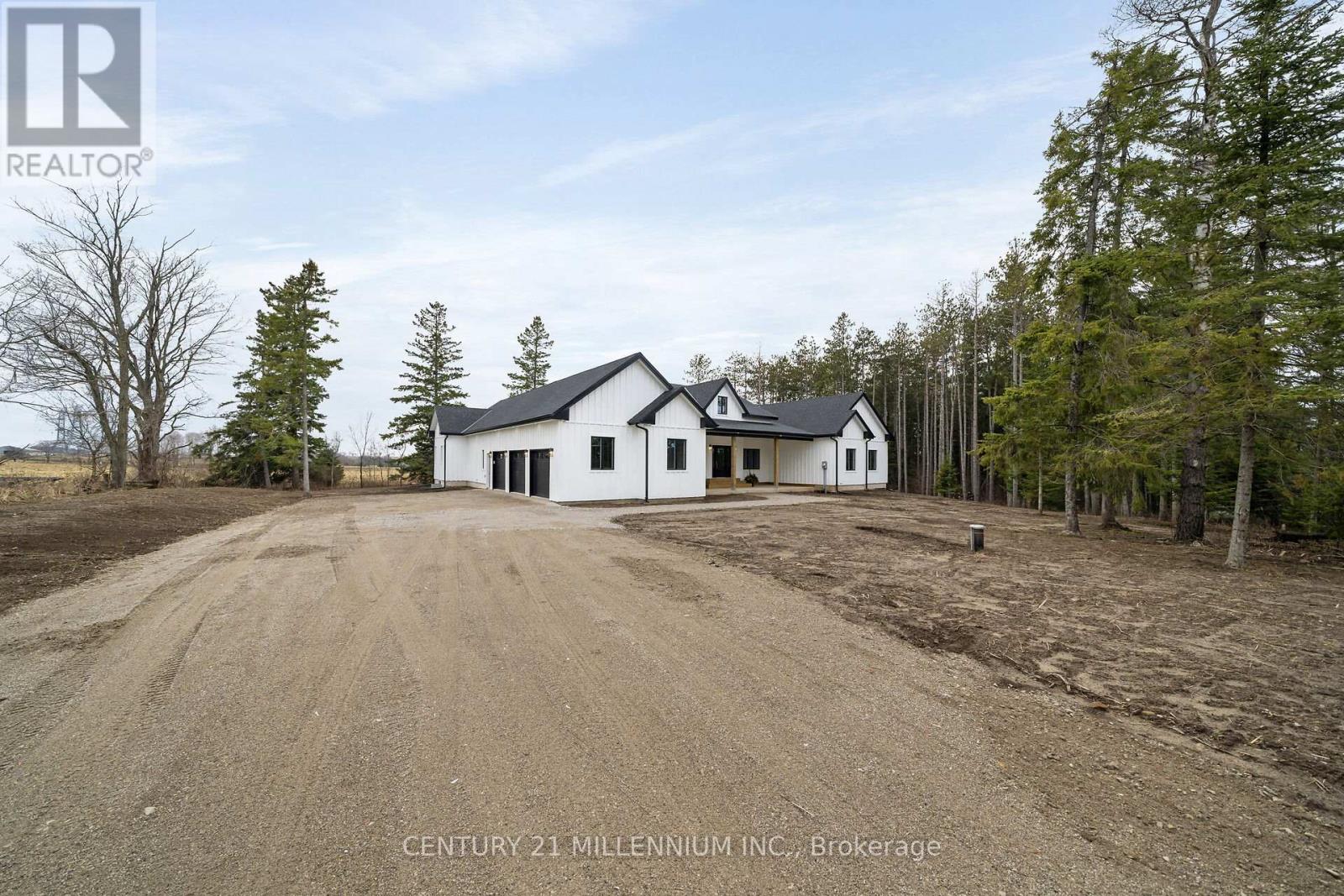 5450 Fifth Line Property Photo 2