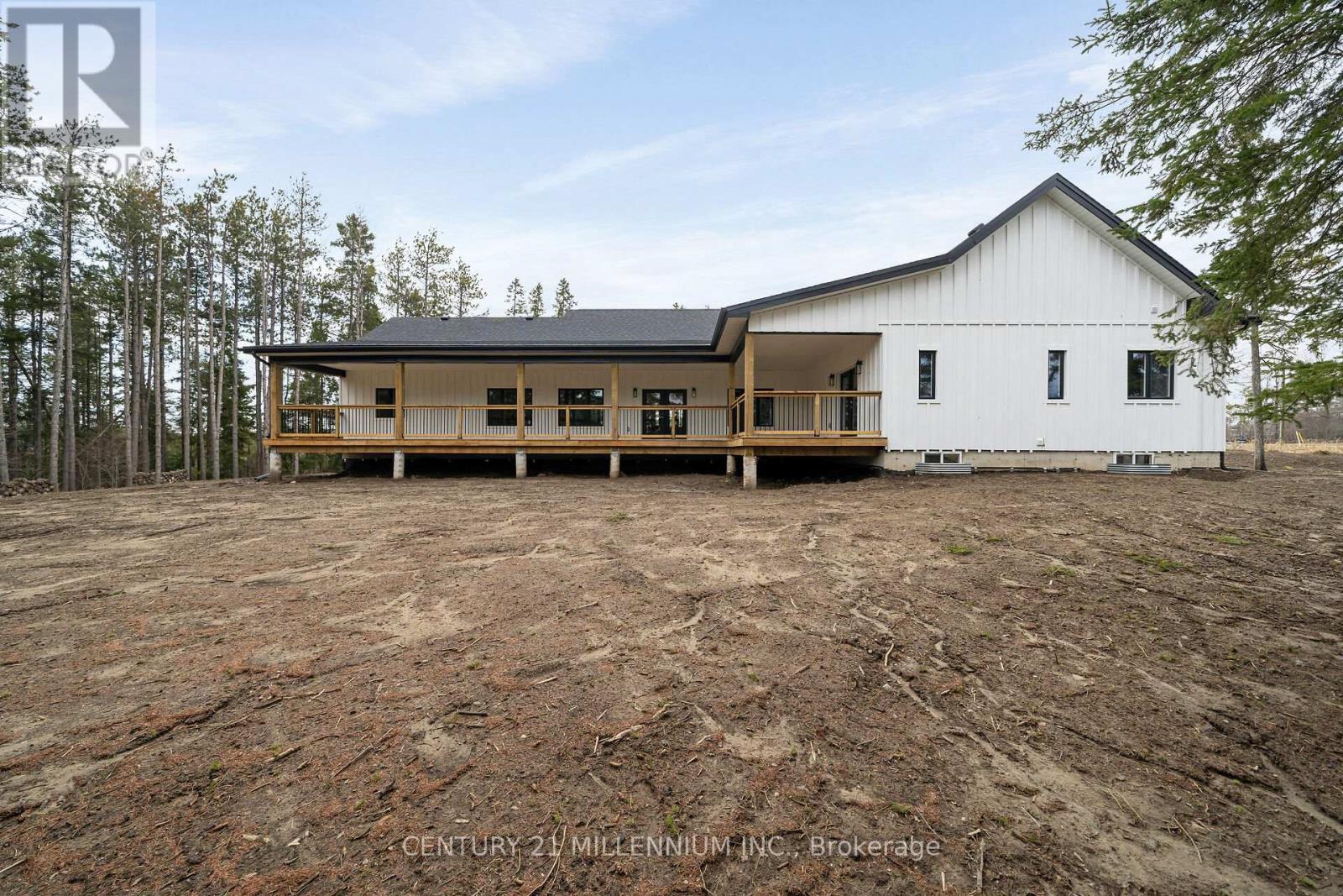 5450 Fifth Line Property Photo 5