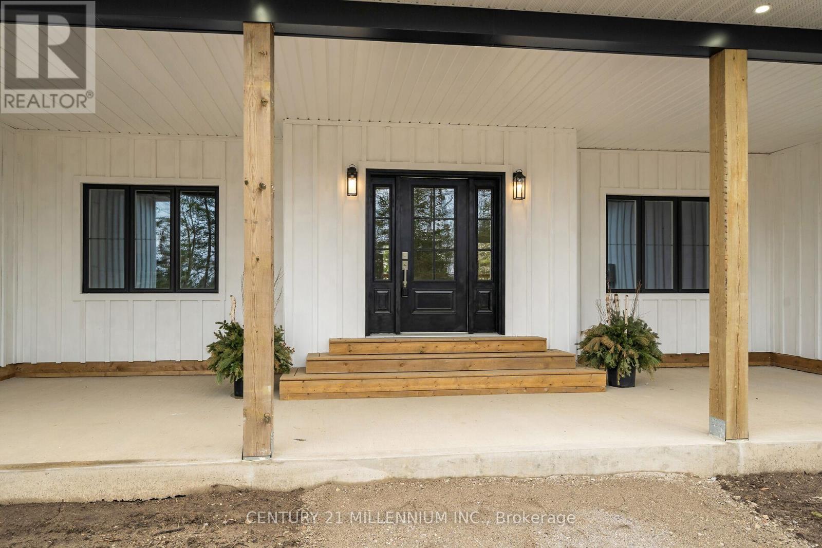 5450 Fifth Line Property Photo 6