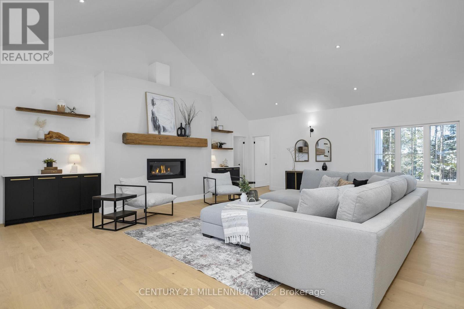 5450 Fifth Line Property Photo 18