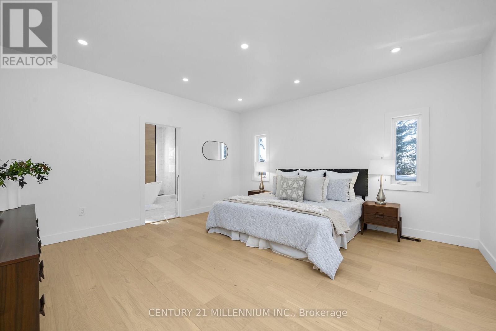 5450 Fifth Line Property Photo 22