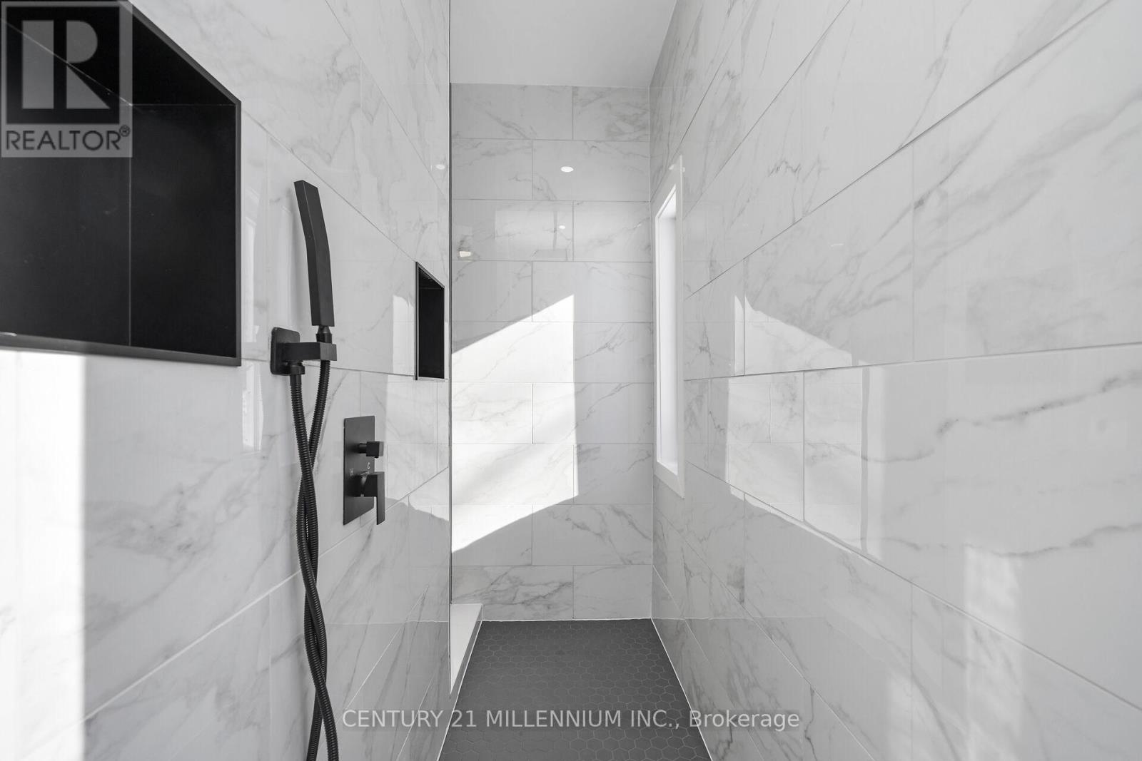 5450 Fifth Line Property Photo 27