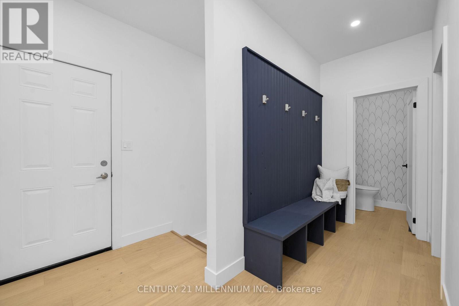 5450 Fifth Line Property Photo 34