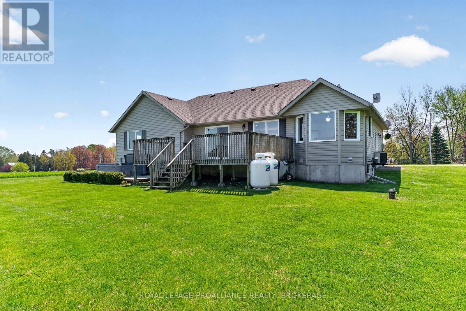 15268 County Road 21 Property Photo 4
