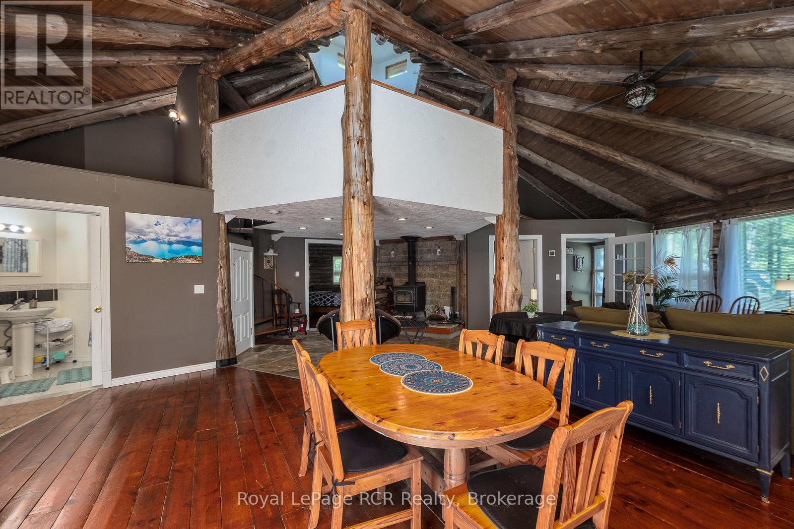 776318 Highway 10 Property Photo 9