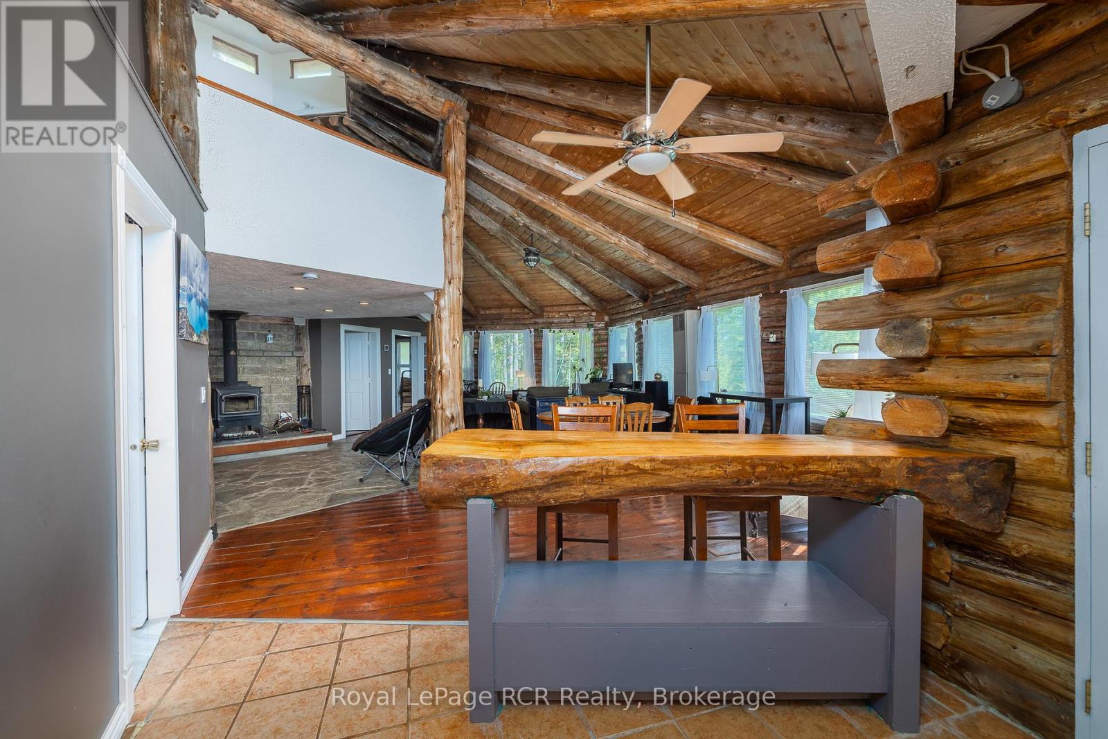776318 Highway 10 Property Photo 12