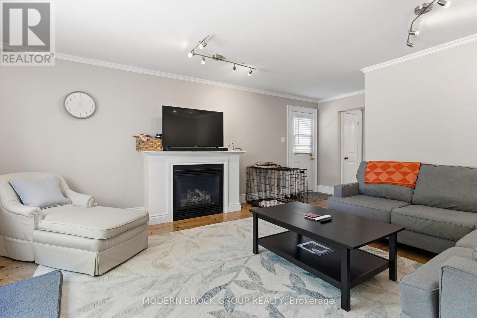 254 King Street E Property Photo 27