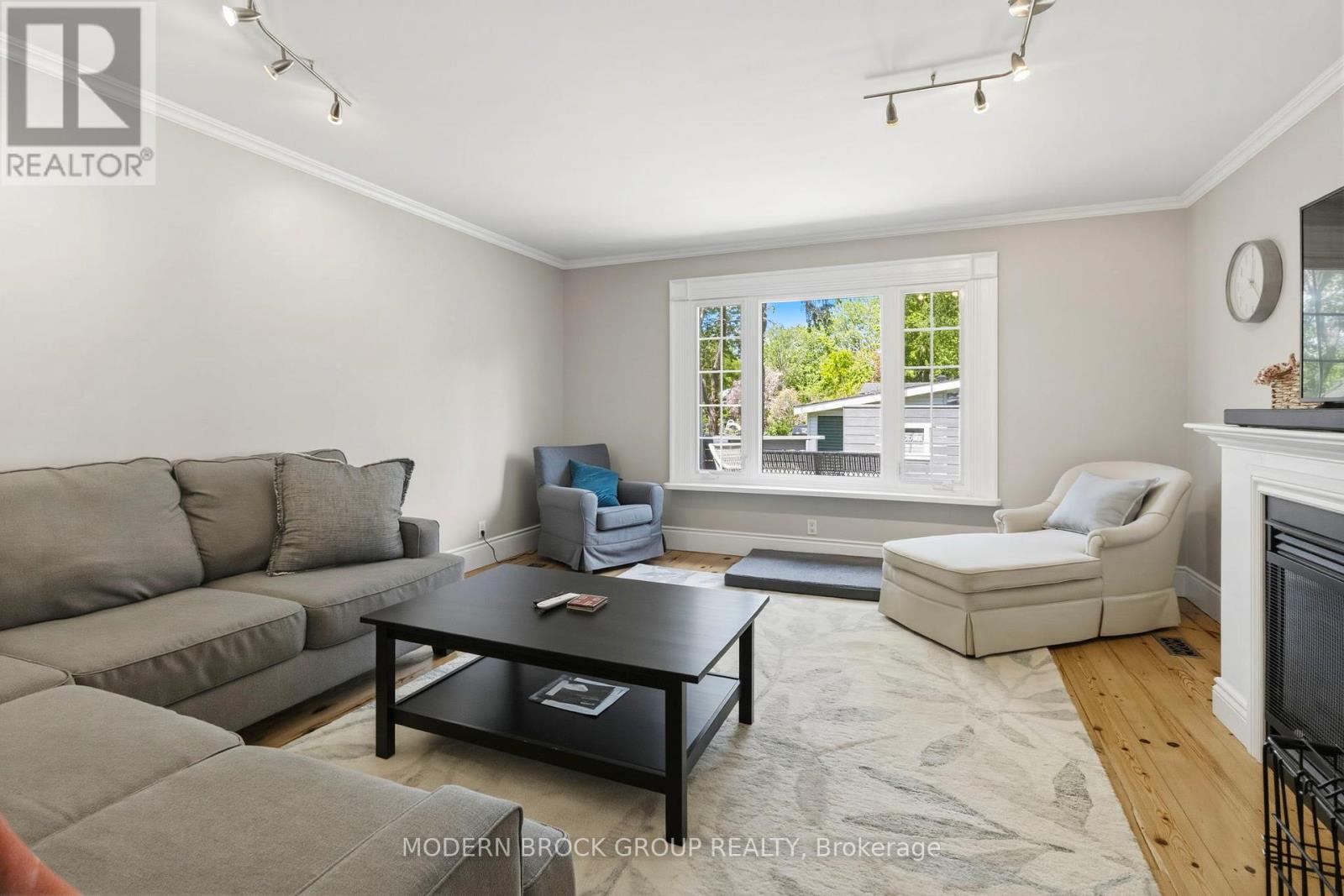 254 King Street E Property Photo 29