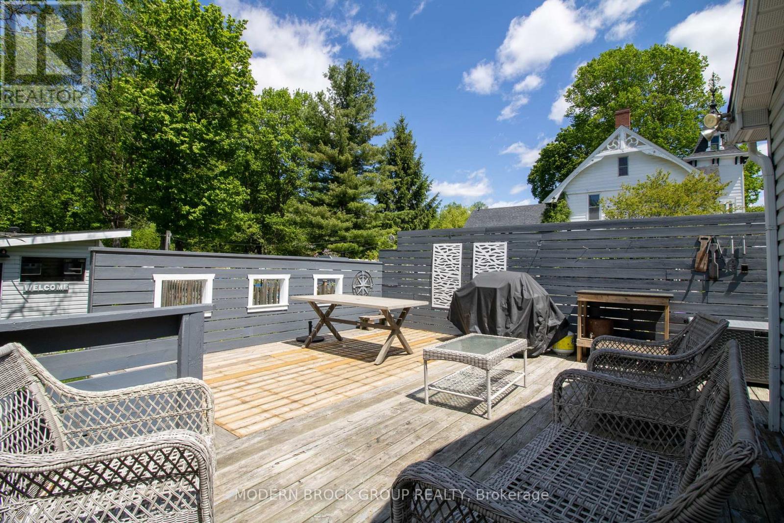 254 King Street E Property Photo 42