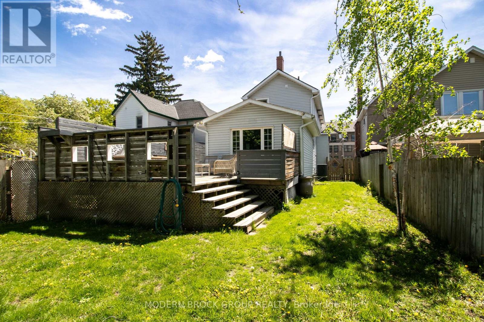 254 King Street E Property Photo 44