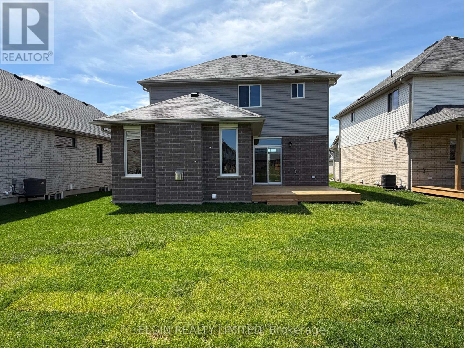 4 Keba Crescent Property Photo 2
