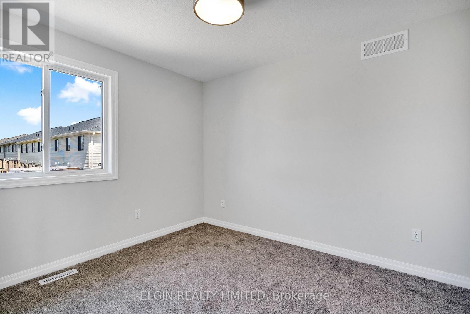 4 Keba Crescent Property Photo 35