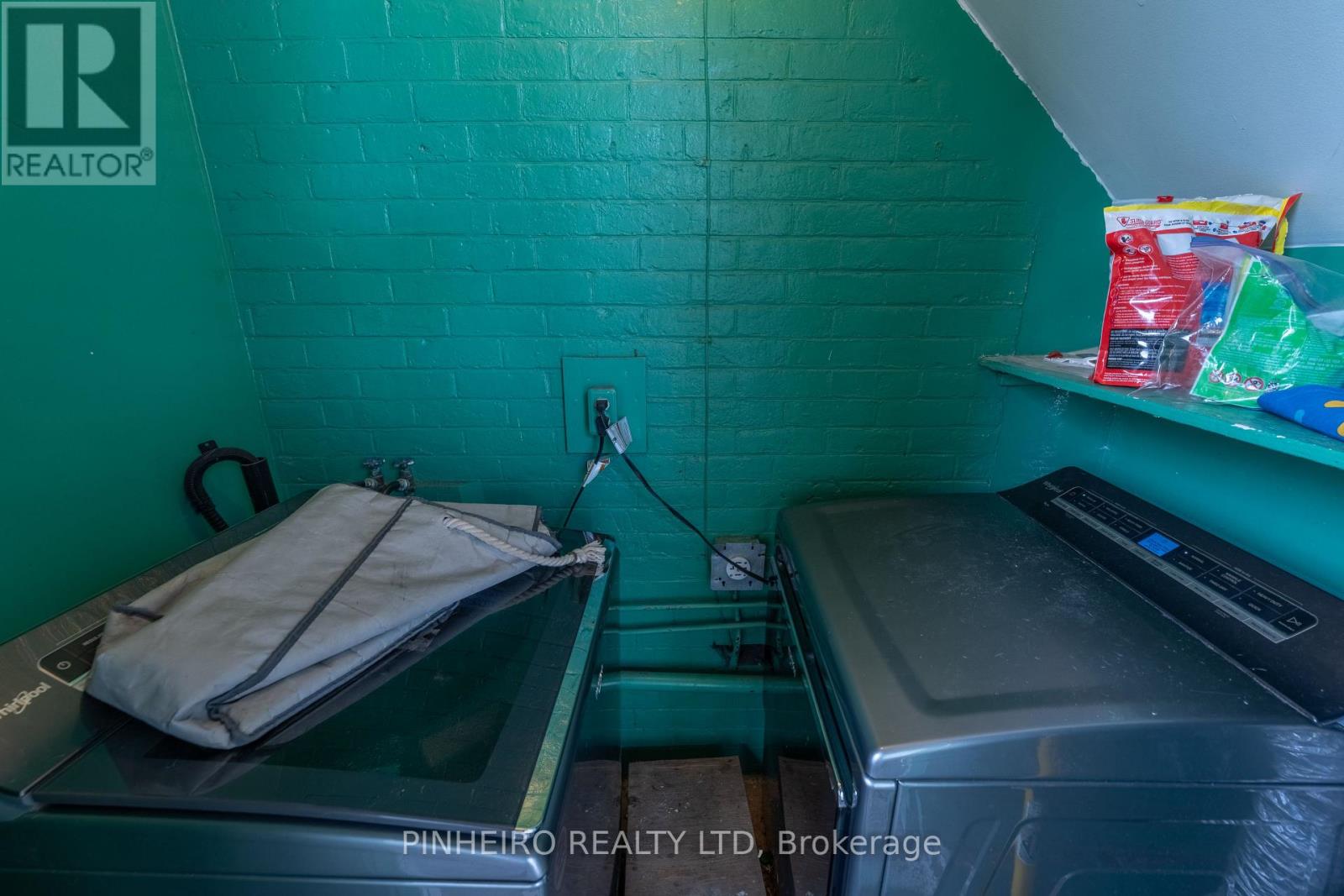 369 Hamilton Road Property Photo 43