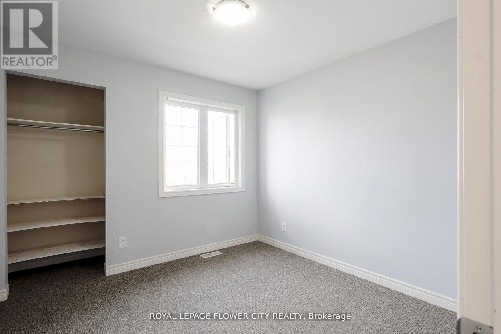 146 Winterberry Boulevard Property Photo 15