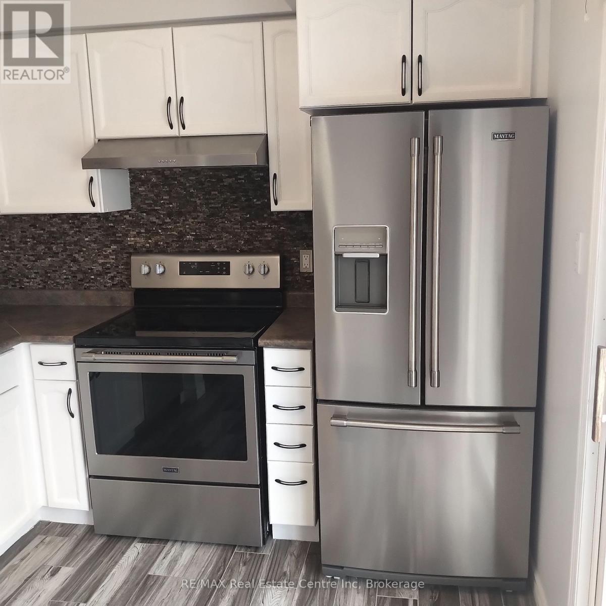 50 Hagan Avenue Property Photo 8